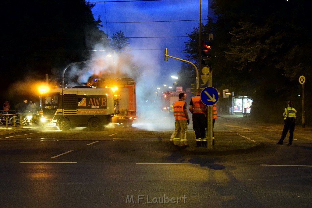 TLF 4 umgestuerzt Koeln Bocklemuend Ollenhauer Ring Militaerringstr P230.JPG - Miklos Laubert